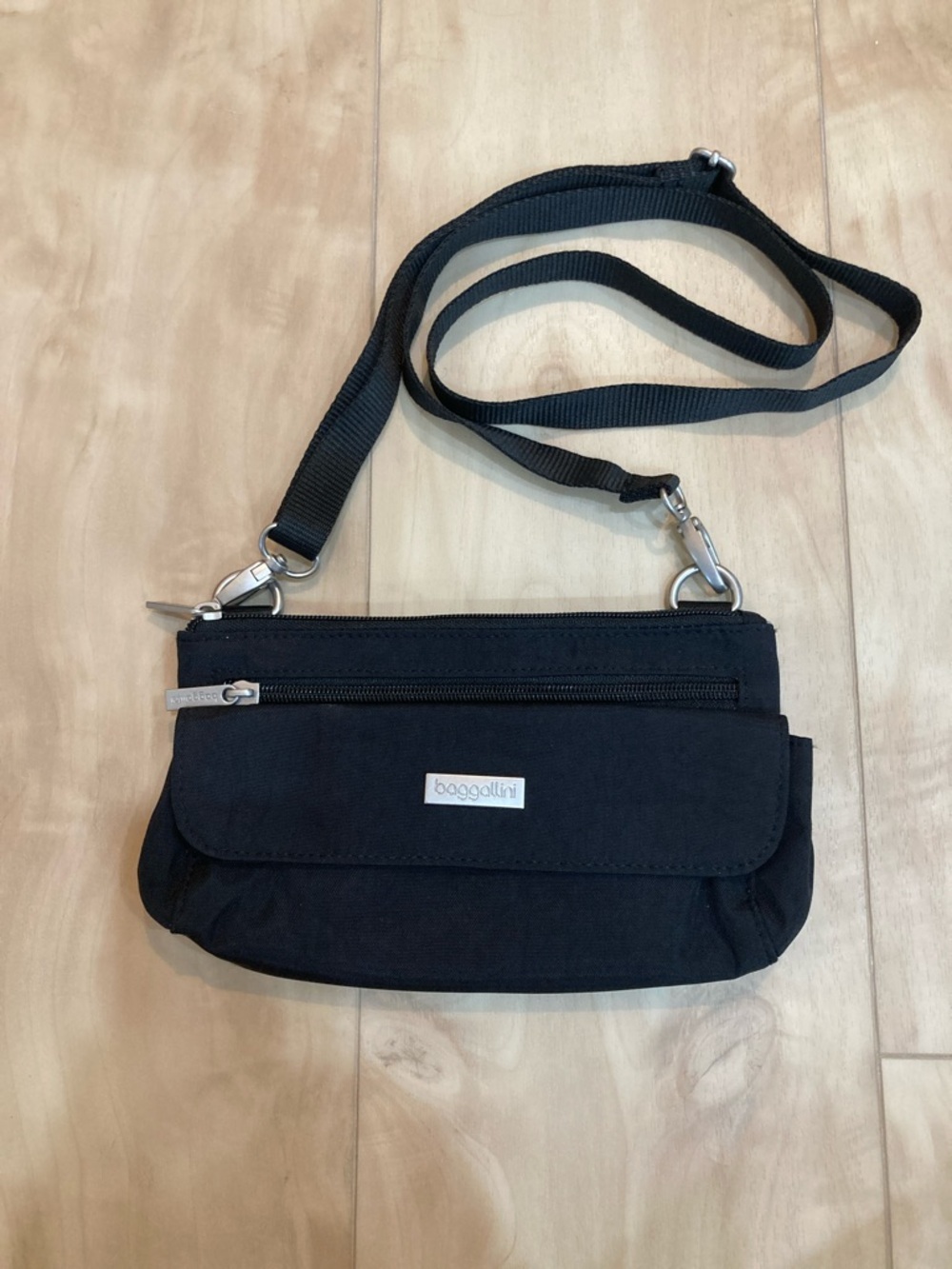 Baggallini crossbody/belt bag